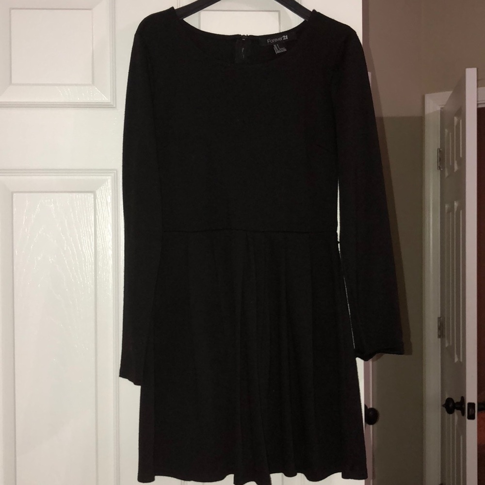 F21 long-sleeved dress